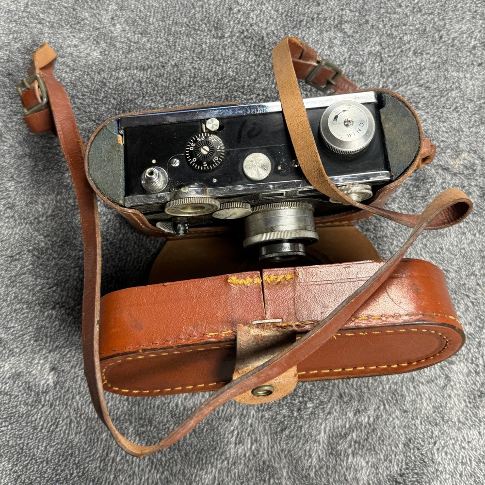 Vintage Argus C3 Rangefinder 35mm Camera w Leather Case Classic USA - Picture 7 of 10